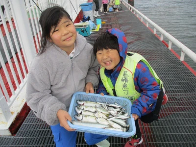 尼崎市立魚つり公園の2023年11月11日(土)1枚目の写真