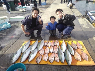 海上つり堀まるやの2023年11月11日(土)1枚目の写真