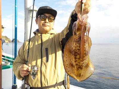 釣り船 久勝丸の2023年11月15日(水)2枚目の写真