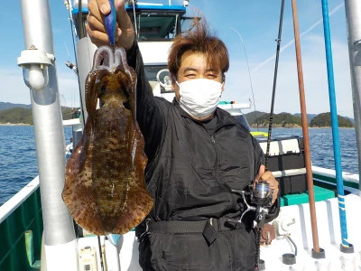 釣り船 久勝丸の2023年11月16日(木)2枚目の写真