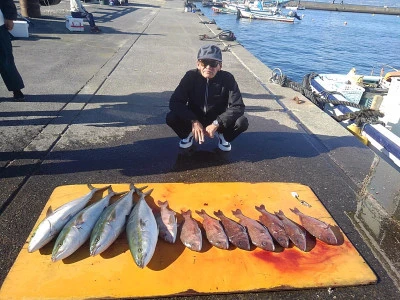 海上つり堀まるやの2023年11月20日(月)2枚目の写真