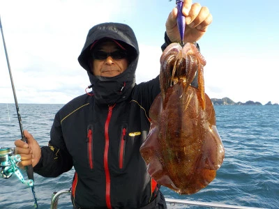 釣り船 久勝丸の2023年11月18日(土)3枚目の写真