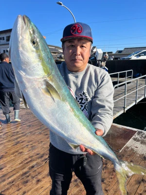 海上釣堀 辨屋の2023年11月22日(水)2枚目の写真