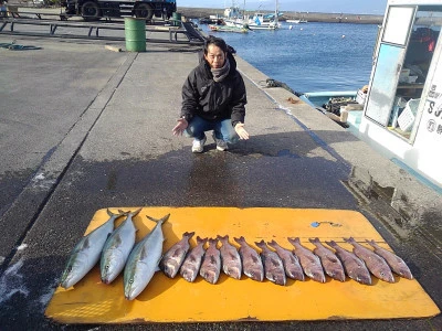 海上つり堀まるやの2023年11月29日(水)1枚目の写真