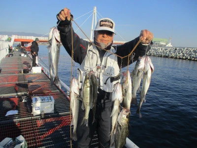 尼崎市立魚つり公園の2023年11月29日(水)1枚目の写真