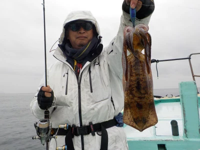 釣り船 久勝丸の2023年12月5日(火)3枚目の写真