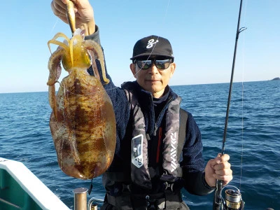 釣り船 久勝丸の2023年12月8日(金)4枚目の写真