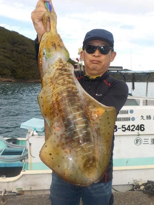 釣り船 久勝丸の2023年12月12日(火)1枚目の写真