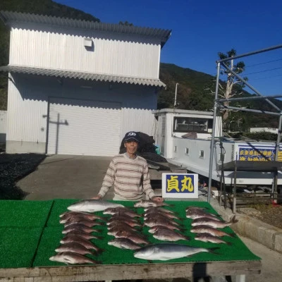 貞丸の2023年12月13日(水)2枚目の写真