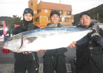 丸銀釣りセンターの2023年11月25日(土)1枚目の写真