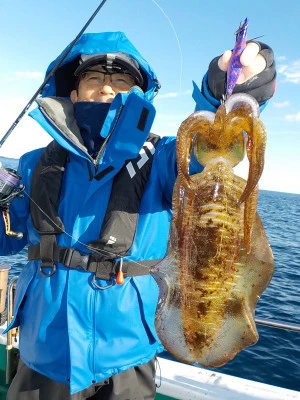 釣り船 久勝丸の2023年12月17日(日)4枚目の写真