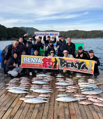 海上釣堀 辨屋の2023年12月18日(月)4枚目の写真