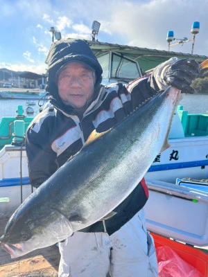 海上釣堀 辨屋の2023年12月21日(木)4枚目の写真