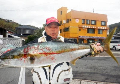 丸銀釣りセンターの2023年12月19日(火)1枚目の写真