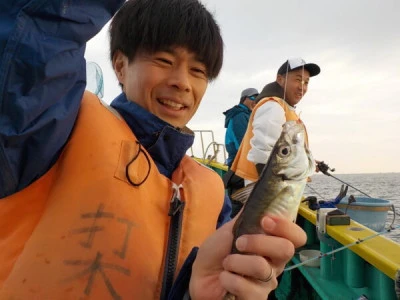 打木屋釣船店の2023年11月27日(月)4枚目の写真