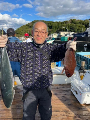 海上釣堀 辨屋の2023年12月24日(日)4枚目の写真