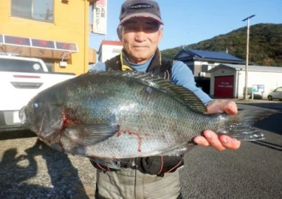 丸銀釣りセンターの2023年12月27日(水)2枚目の写真