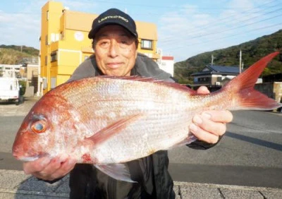 丸銀釣りセンターの2023年12月28日(木)2枚目の写真