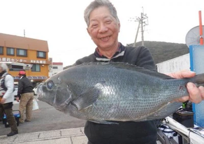 丸銀釣りセンターの2023年12月30日(土)3枚目の写真