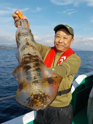 釣り船 久勝丸の2023年12月30日(土)1枚目の写真