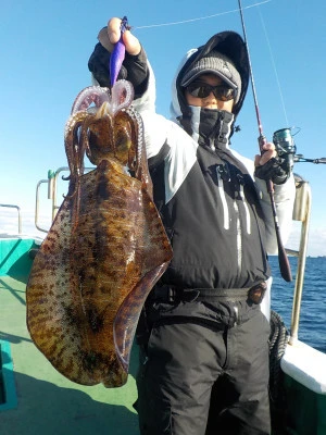 釣り船 久勝丸の2024年1月8日(月)1枚目の写真