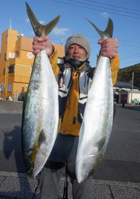 丸銀釣りセンターの2024年1月16日(火)5枚目の写真