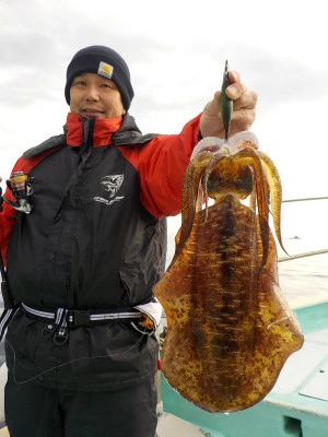釣り船 久勝丸の2024年1月18日(木)3枚目の写真