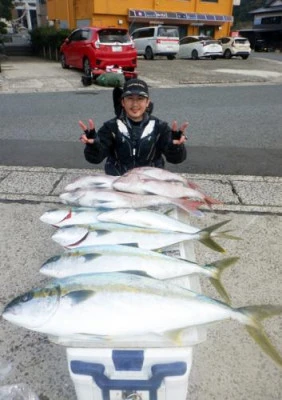 丸銀釣りセンターの2024年2月7日(水)4枚目の写真