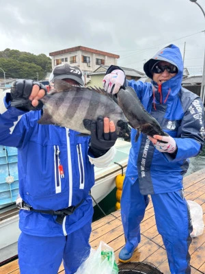 海上釣堀 辨屋の2024年2月19日(月)5枚目の写真