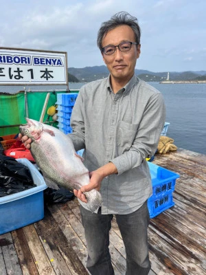 海上釣堀 辨屋の2024年2月20日(火)3枚目の写真