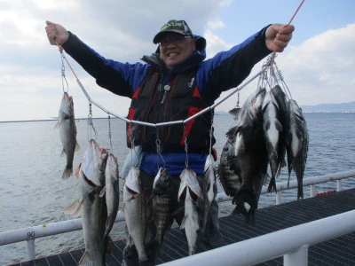 尼崎市立魚つり公園の2024年3月13日(水)1枚目の写真