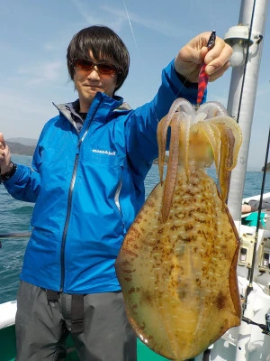 釣り船 久勝丸の2024年3月30日(土)1枚目の写真