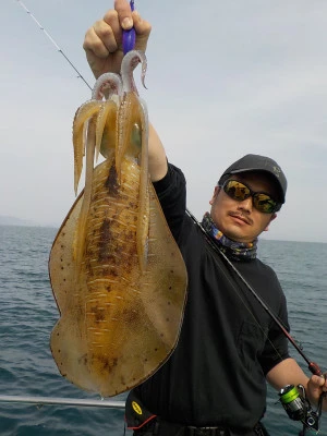 釣り船 久勝丸の2024年3月31日(日)4枚目の写真