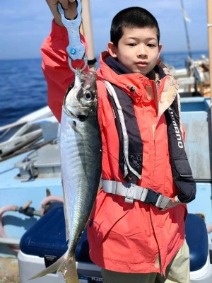 泉佐野マリンライフ（仁王丸・宝来丸・黒潮丸）の2024年4月7日(日)3枚目の写真