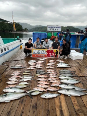 海上釣堀 辨屋の2024年5月15日(水)5枚目の写真