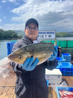 海上釣堀 辨屋の2024年5月16日(木)1枚目の写真