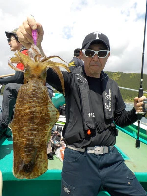 釣り船 久勝丸の2024年5月16日(木)3枚目の写真