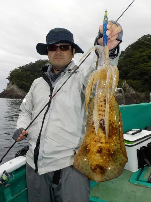 釣り船 久勝丸の2024年5月31日(金)2枚目の写真