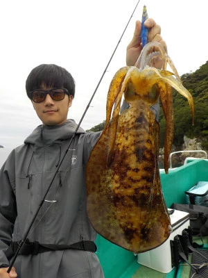 釣り船 久勝丸の2024年5月31日(金)4枚目の写真