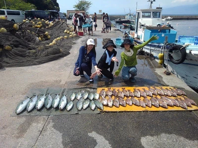 海上つり堀まるやの2024年8月1日(木)1枚目の写真