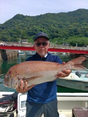 瀬渡し 浜栄丸の2024年8月9日(金)2枚目の写真