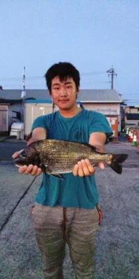 瀬渡し 浜栄丸の2024年8月11日(日)2枚目の写真