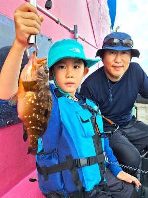 泉佐野マリンライフ（仁王丸・宝来丸・黒潮丸）の2024年8月15日(木)1枚目の写真