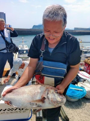 瀬渡し 浜栄丸の2024年8月18日(日)1枚目の写真