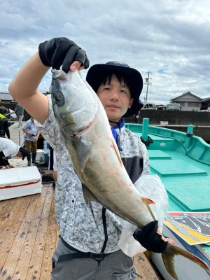 海上釣堀 辨屋の2024年9月22日(日)2枚目の写真