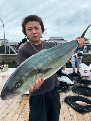 海上釣堀 辨屋の2024年9月29日(日)5枚目の写真