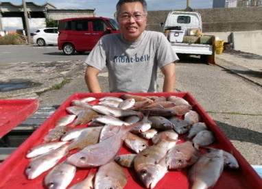 奥村釣船の2024年10月5日(土)3枚目の写真