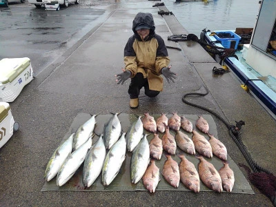 海上つり堀まるやの2024年10月9日(水)1枚目の写真