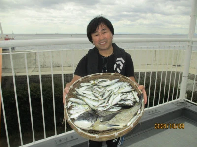 尼崎市立魚つり公園の2024年10月9日(水)2枚目の写真