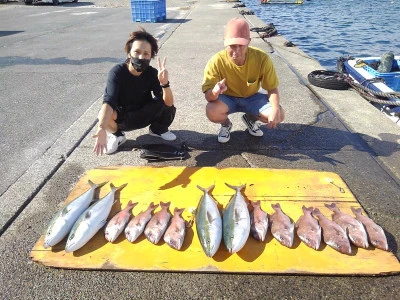 海上つり堀まるやの2024年10月10日(木)1枚目の写真